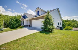 2384 Poplar Ridge Court, Piney Flats, TN 37686