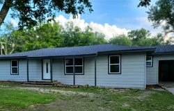 119 Circle Drive, Bogata, TX 75417