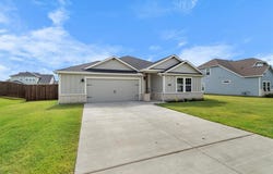 623 Kyle Drive, Tioga, TX 76271