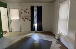 208 E Ebony Street, Thayer, IL 62615