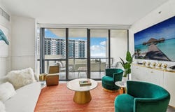 2201 Collins Ave, Miami Beach, FL 33139