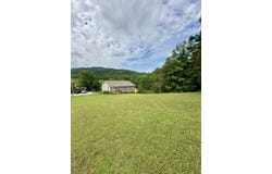 558 Upper Mulberry Road, Williamsburg, KY 40769