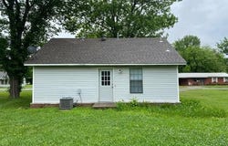 706 S 5th Street, Augusta, AR 72006