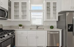 8250 Lankershim Boulevard, North Hollywood, CA 91605