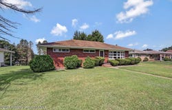 812 Glenwood Road, Old Forge, PA 18518