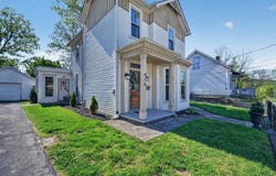 416 Manchester, Aurora, IN 47001