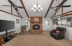 911 Mcvoid Road, Springtown, TX 76082