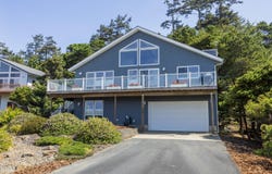 2001 NW Parker Avenue, Waldport, OR 97394