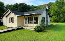 710 Saint Clairs Creek Rd, Chilhowie, VA 24319