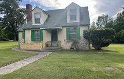 45 Perkinson Street, Kittrell, NC 27544