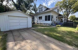 646 Gypsum Ave, Salina, KS 67401