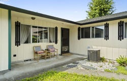 160 W BERKELEY St, Gladstone, OR 97027