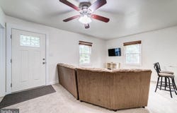 2425 FORT DR, ALEXANDRIA, VA 22303