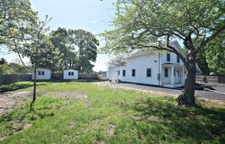 7600 Main Road, East Marion, NY 11939