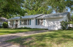 628 South Madison Street, La Grange, TX 78945