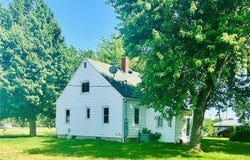 9609 Country Club Road, Sparta, IL 62286