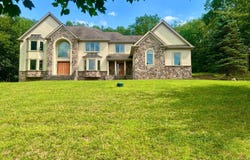 707 Kennedy Court, East Stroudsburg, PA 18301