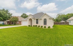 518 Walnut Heights, New Braunfels, TX 78130