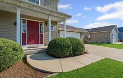 316 DEERPATH Drive, Tolono, IL 61880