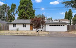 631 SE 215TH Ave, Gresham, OR 97030