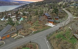 895 5TH Ave, Mosier, OR 97040
