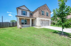 1720 Foxglove Cir, Lockhart, TX 78644