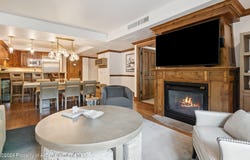 415 E Dean St, Unit 23B, Week 26, Aspen, CO 81611