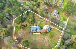127 Deepwoods Circle, Valley Grande, AL 36701