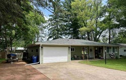 E1780 AMY Street, WAUPACA, WI 54981