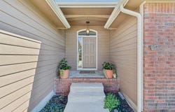 207 W Capstone Ct, Andover, KS 67002