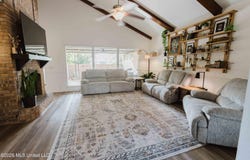 69 Sycamore Lane, Brandon, MS 39042