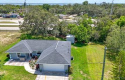 1721 Hawthorne Dr, Sebring, FL 33870