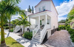 340 6TH STREET E, BRADENTON, FL 34208