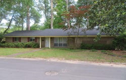 2043 Elaine Circle, Arkadelphia, AR 71923