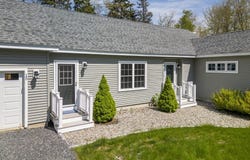 15 Shipbuilder Road, Boothbay, ME 04544