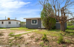 106 E Apache Street, Huachuca City, AZ 85616