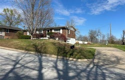 35 Cherokee Trail, Hannibal, MO 63401