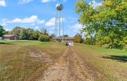 6180 W US Hwy 150, Fredericksburg, IN 47120
