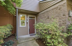 367 RUSTIC Pl, Eugene, OR 97401
