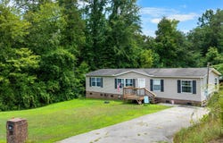 117 Loggers Lane, Clinton, TN 37716