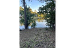 1672 Lakeshore Road, Camden, SC 29020