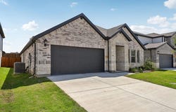 6628 Stone Elm Lane, Fort Worth, TX 76036
