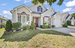 5 Grosunor Court, Jackson, NJ 08527