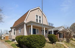 5839 W Park Avenue, St Louis, MO 63110