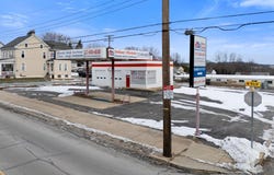 675 S MAIN STREET, RED LION, PA 17356