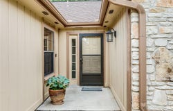 45 Oaks PL, Lago Vista, TX 78645