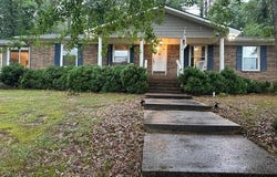 1055 LOVEJOY Rd, Hamilton, AL 35570