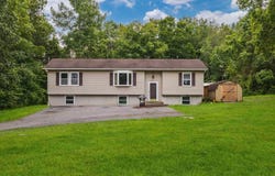 399 New Paltz Road, Highland, NY 12528