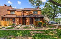 3452 SUMMIT COURT NE, WASHINGTON, DC 20018