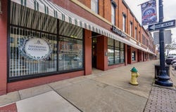127 E Main Street, Ravenna, OH 44266